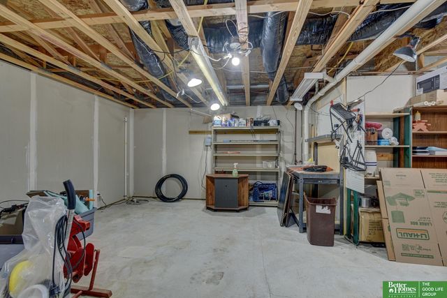 19810 Sycamore Drive, Gretna, NE 68028