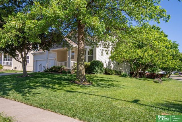 19810 Sycamore Drive, Gretna, NE 68028