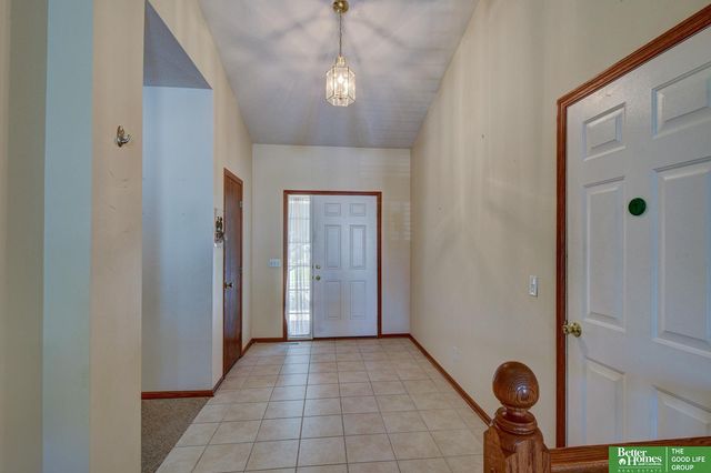 19810 Sycamore Drive, Gretna, NE 68028