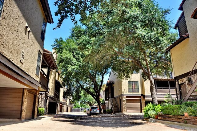 5630 Spring Valley Road 19d, Dallas, TX 75254