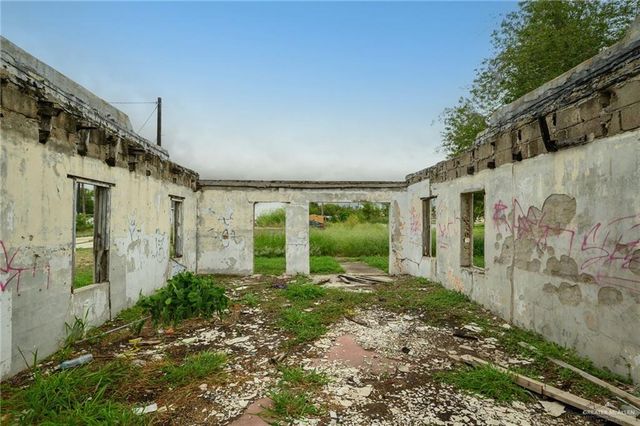 103 W 5th Avenue, Elsa, TX 78543