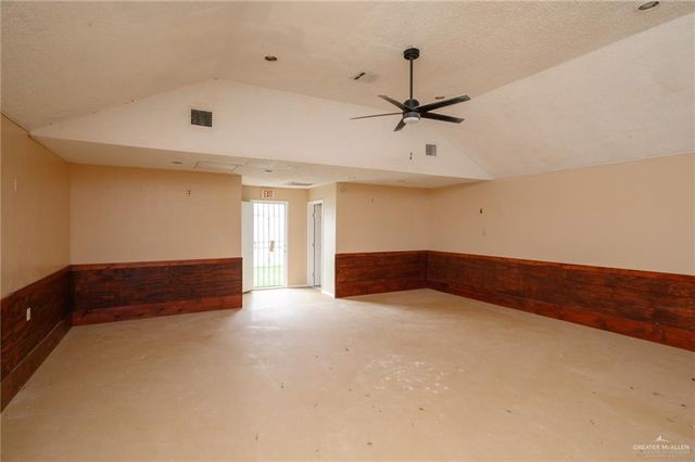 103 W 5th Avenue, Elsa, TX 78543