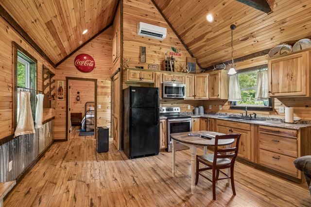 0 Ugly Creek Road, Duck River, TN 38454