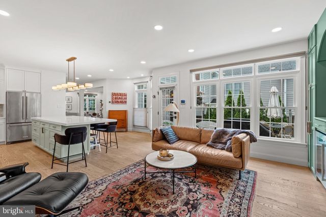 1405 BUENA VISTA AVE, Mclean, VA 22101