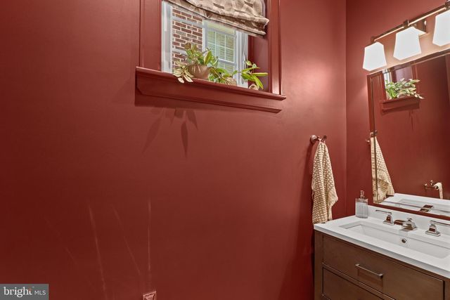 1405 BUENA VISTA AVE, Mclean, VA 22101