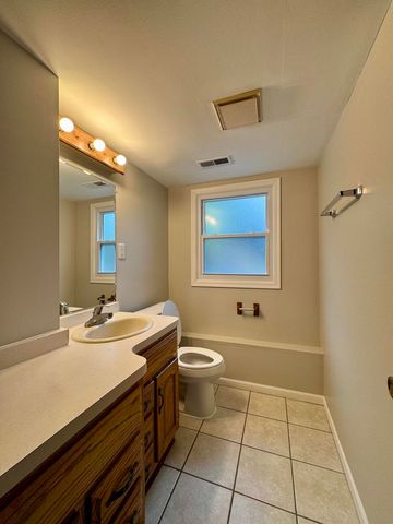 16104 Oak Avenue, Oak Forest, IL 60452