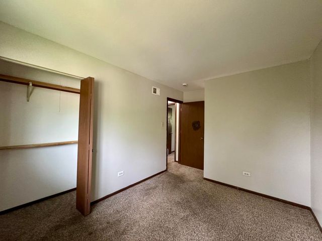 16104 Oak Avenue, Oak Forest, IL 60452