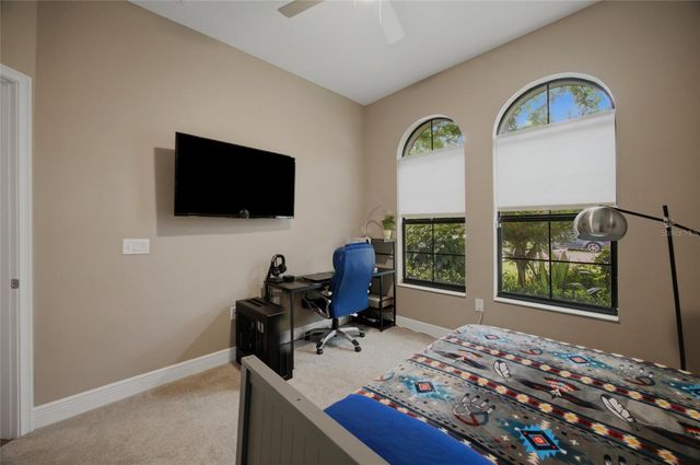 2516 W CURTIS STREET, Tampa, FL 33614