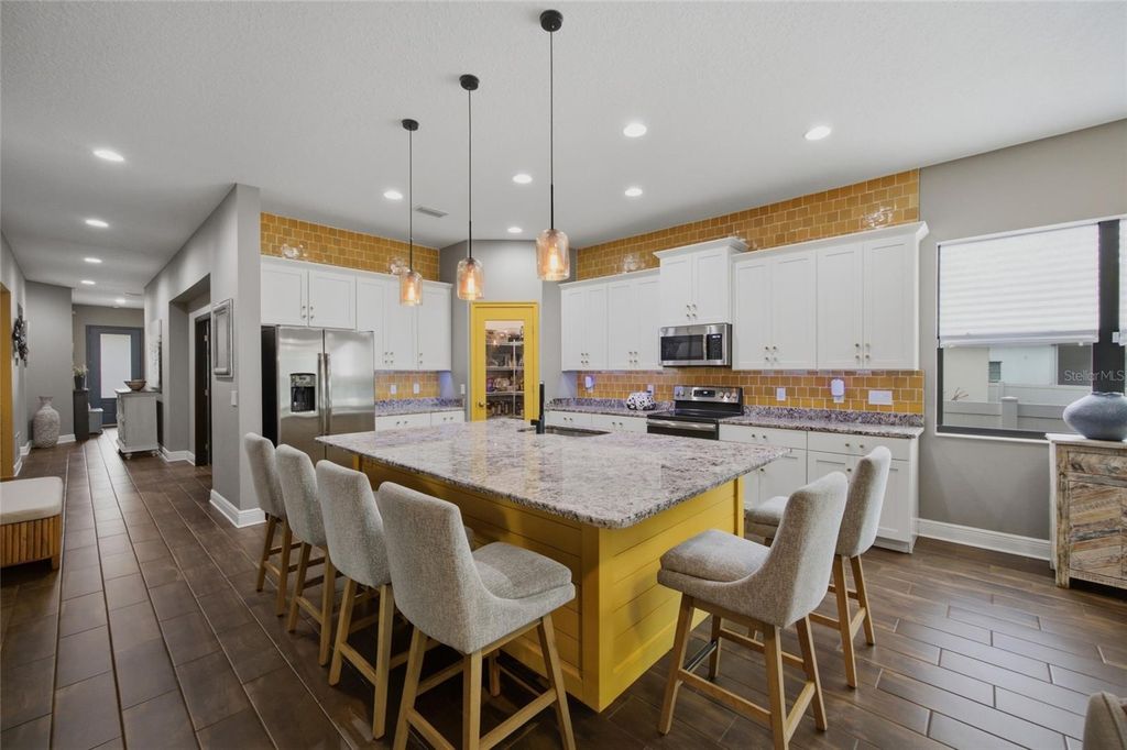 Image 14 of property listing at 2516 W CURTIS STREET, Tampa, FL 33614