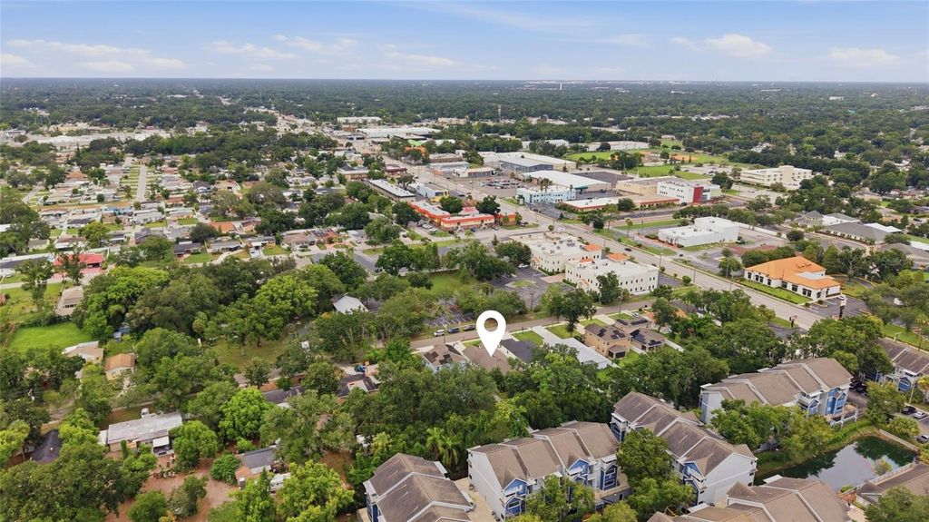 Image 43 of property listing at 2516 W CURTIS STREET, Tampa, FL 33614