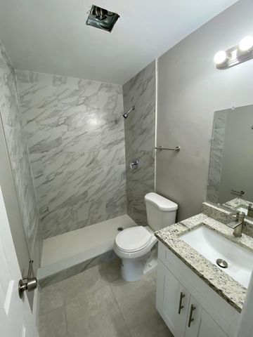 9121 Bamboo Drive, Palm Beach Gardens, FL 33410