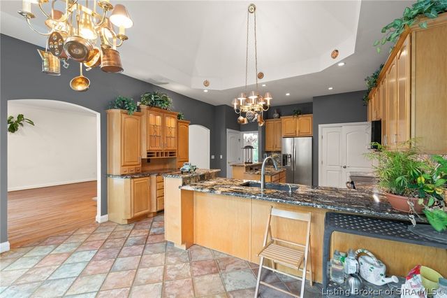 1008 Fox Hunters Pt, New Albany, IN 47150