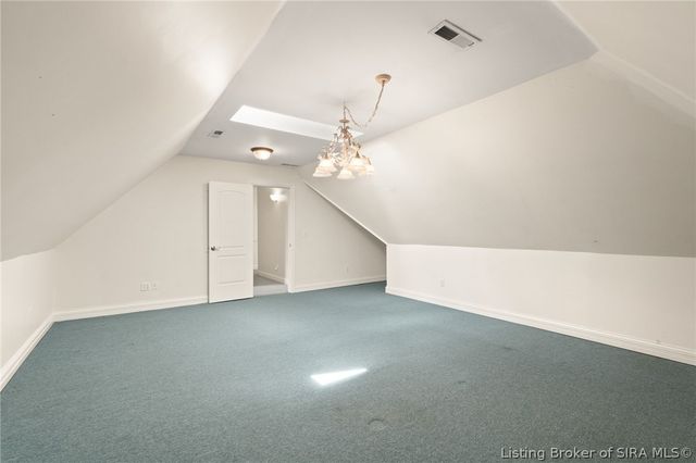 1008 Fox Hunters Pt, New Albany, IN 47150