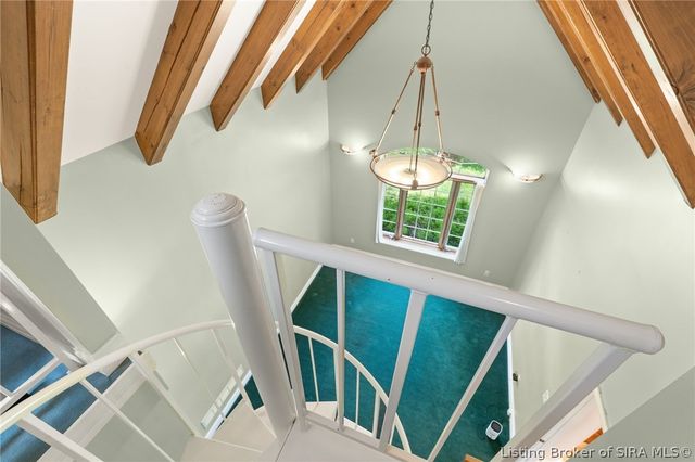 1008 Fox Hunters Pt, New Albany, IN 47150