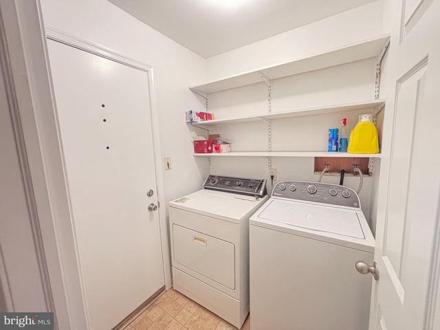 94 KINO BLVD, Hamilton, NJ 08619