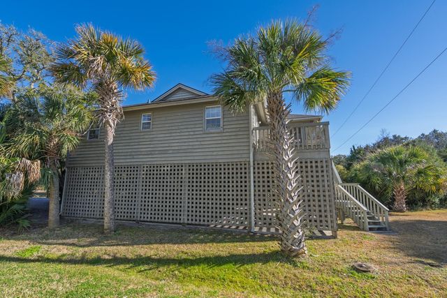 3516 Myrtle Street, Edisto Beach, SC 29438