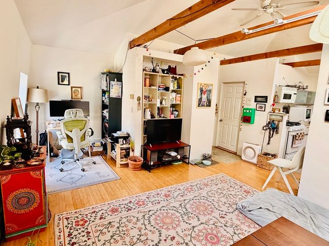 26 Appleton 3, Somerville, MA 02144