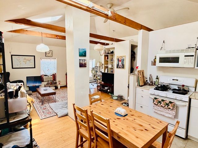 26 Appleton 3, Somerville, MA 02144