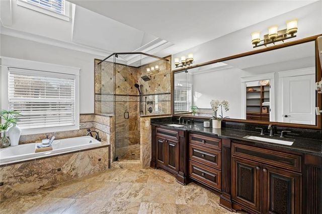 6425 Spinnaker Lane, Alpharetta, GA 30005
