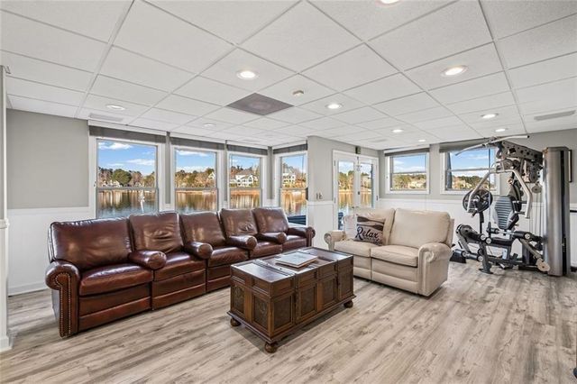 6425 Spinnaker Lane, Alpharetta, GA 30005