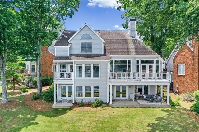 6425 Spinnaker Lane, Alpharetta, GA 30005