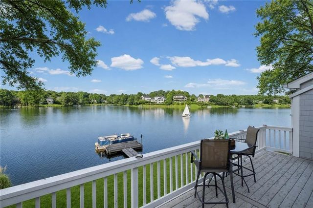 6425 Spinnaker Lane, Alpharetta, GA 30005