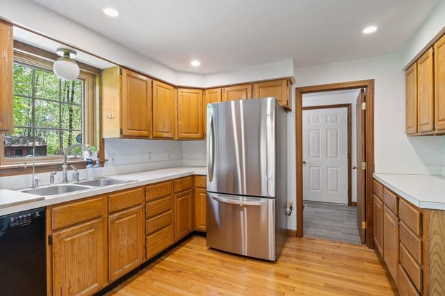 112 Gile Road, Nottingham, NH 03290