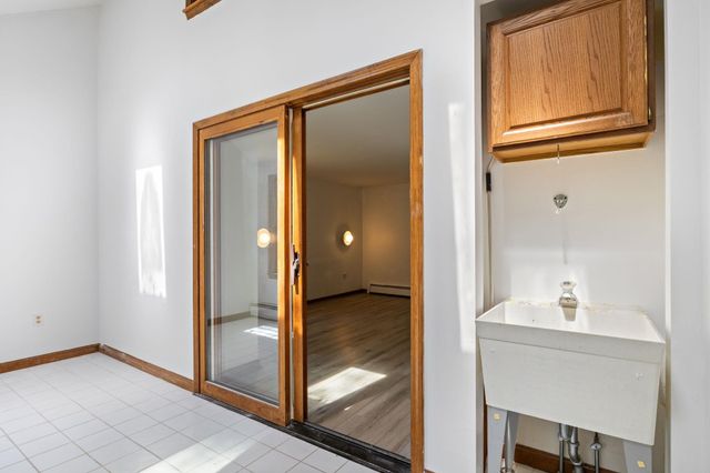 112 Gile Road, Nottingham, NH 03290