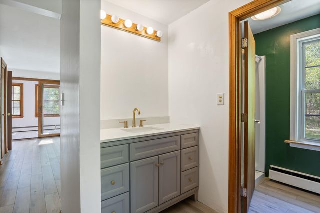 112 Gile Road, Nottingham, NH 03290
