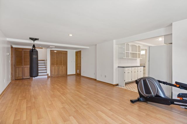 112 Gile Road, Nottingham, NH 03290