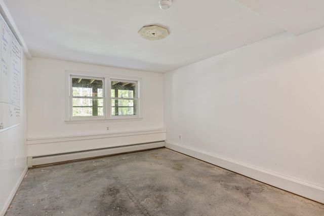 112 Gile Road, Nottingham, NH 03290