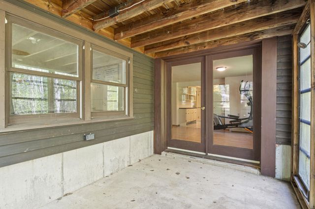 112 Gile Road, Nottingham, NH 03290