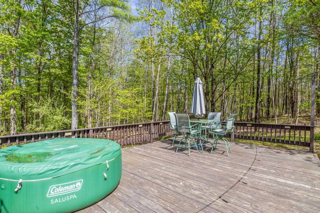 112 Gile Road, Nottingham, NH 03290