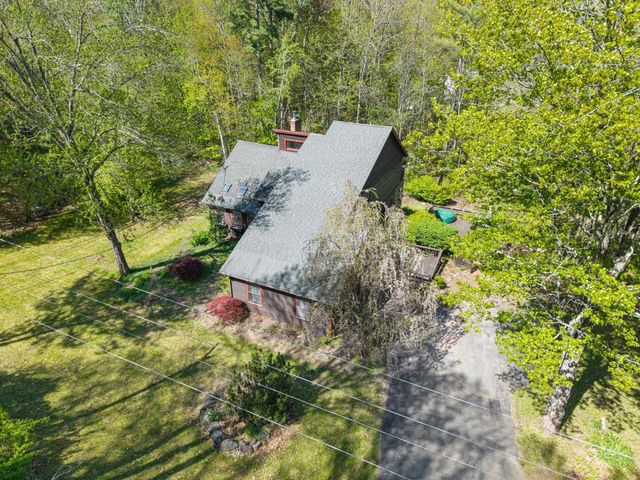 112 Gile Road, Nottingham, NH 03290