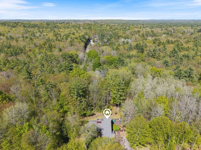 112 Gile Road, Nottingham, NH 03290