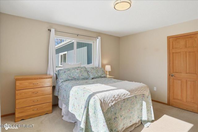 6990 W Windsor Drive, Wasilla, AK 99623