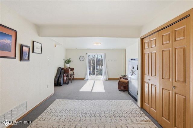 6990 W Windsor Drive, Wasilla, AK 99623