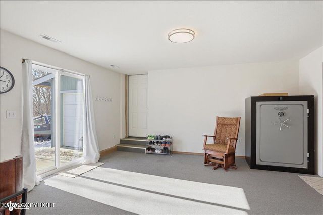 6990 W Windsor Drive, Wasilla, AK 99623