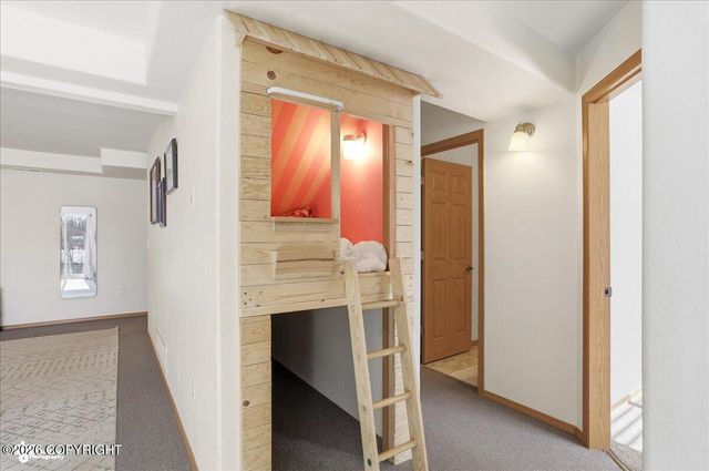 6990 W Windsor Drive, Wasilla, AK 99623