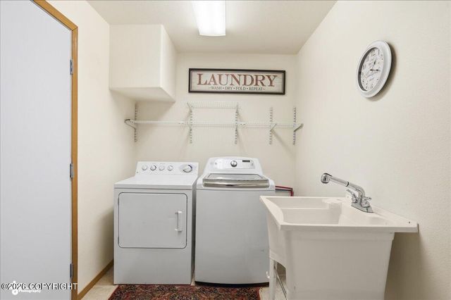 6990 W Windsor Drive, Wasilla, AK 99623