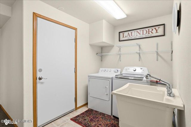 6990 W Windsor Drive, Wasilla, AK 99623