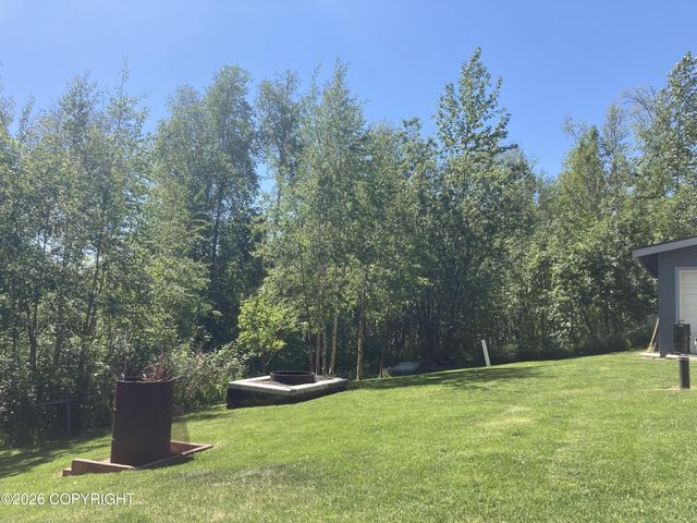 6990 W Windsor Drive, Wasilla, AK 99623