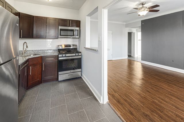 1608 W Sherwin Avenue 414, Chicago, IL 60626