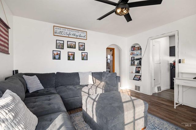 753 Ash St, Twin Falls, ID 83301