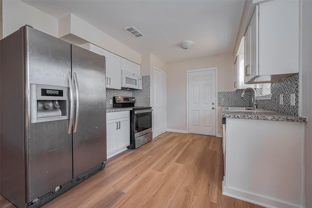 11603 Leader Street, Houston, TX 77072