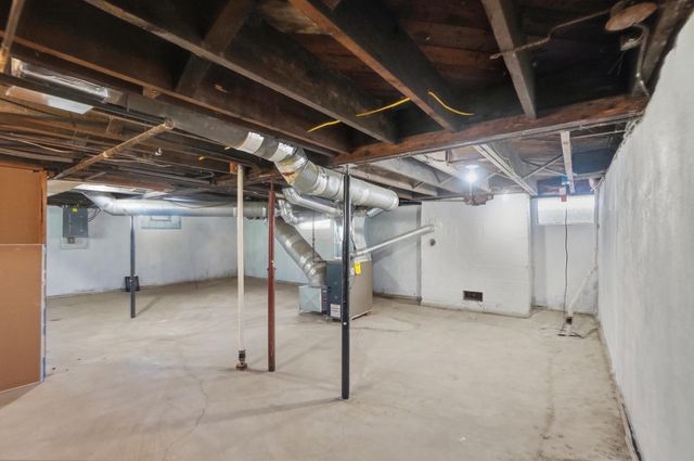 1988 E 5th Avenue, Columbus, OH 43219