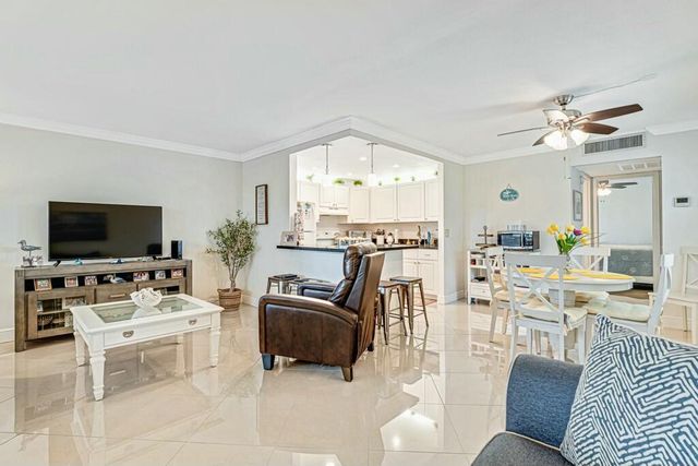 350 Tuscany G, Delray Beach, FL 33446