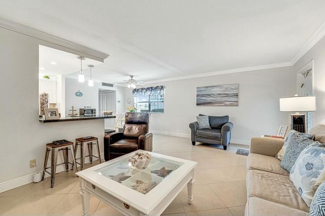 350 Tuscany G, Delray Beach, FL 33446