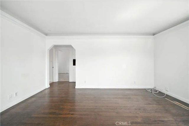 1048 simmons, East Los Angeles, CA 90022