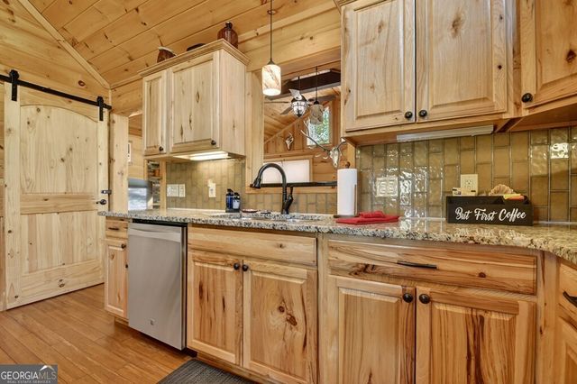 185 Locust Lane, Morganton, GA 30560
